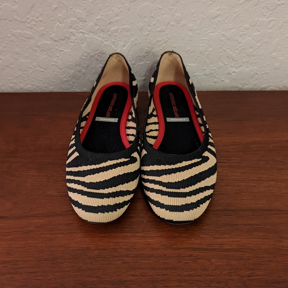 Antonio Melani Washable flats size 8